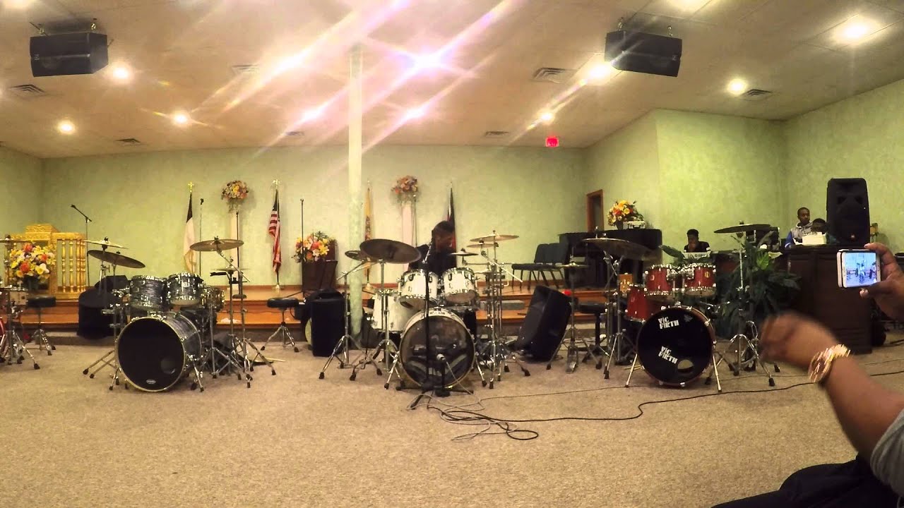 Maison Guidry Christmas shed part 3!