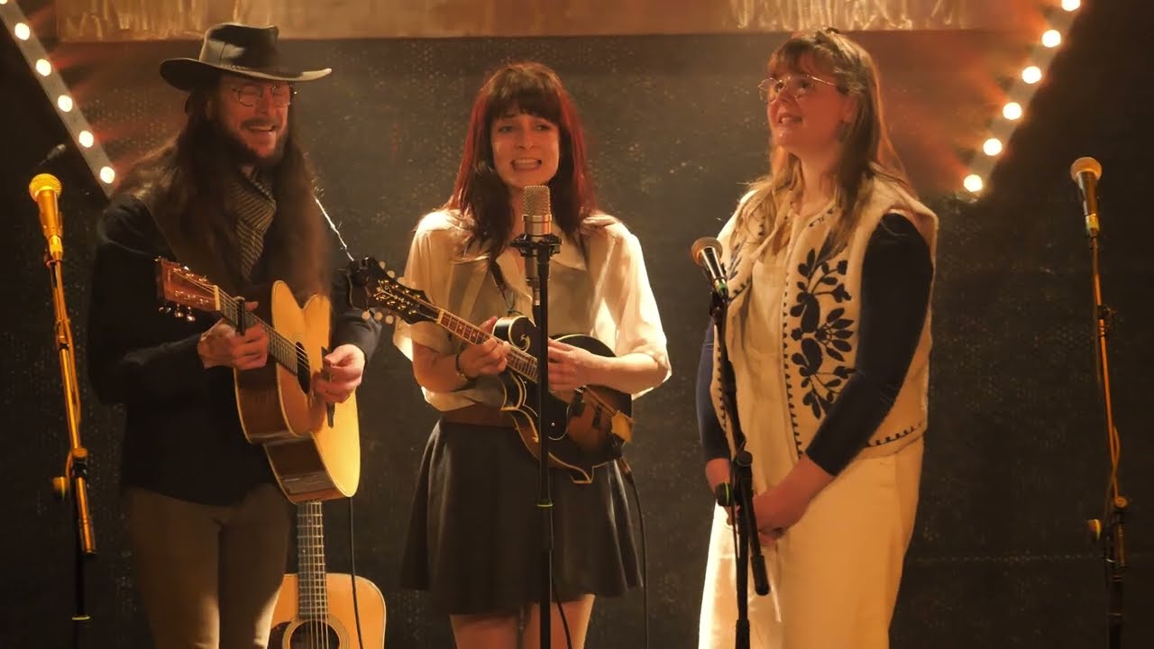 Karoline & the Free Folks