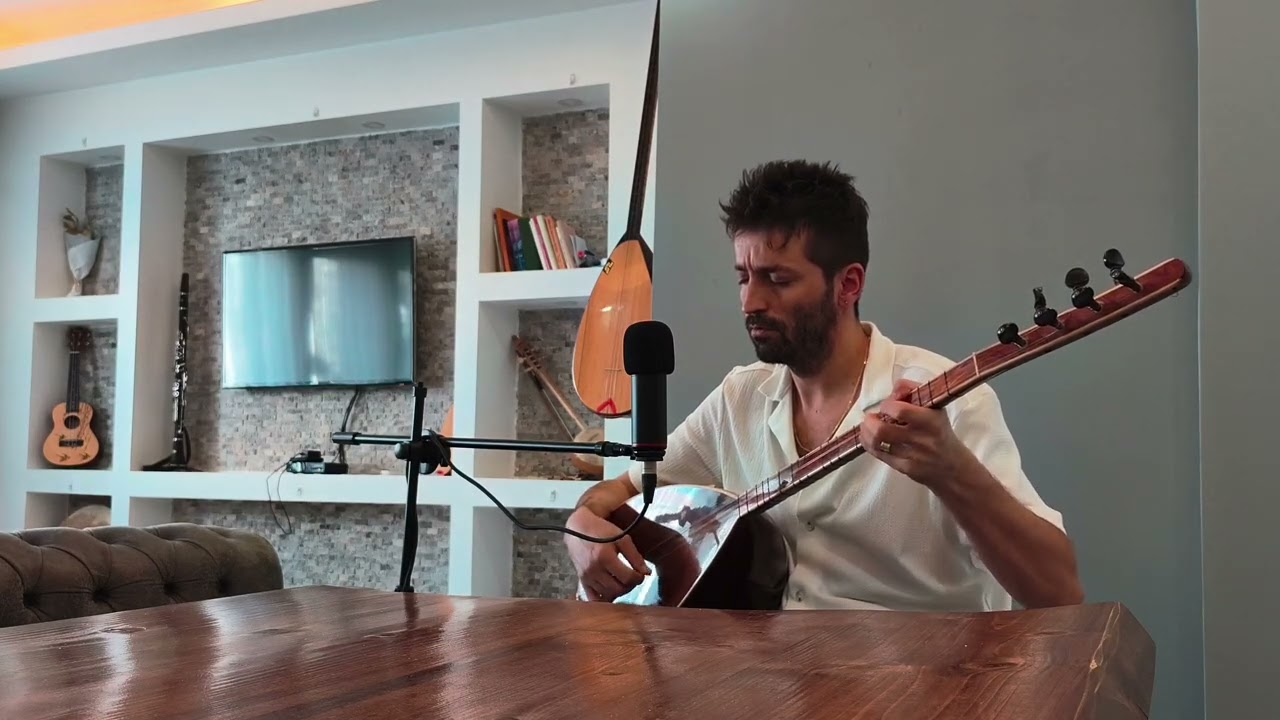Kime kin ettin de giydin alları ed.akustikmüzik #akustik #müzik #deyiş #türkü #folkmusic #bağlama