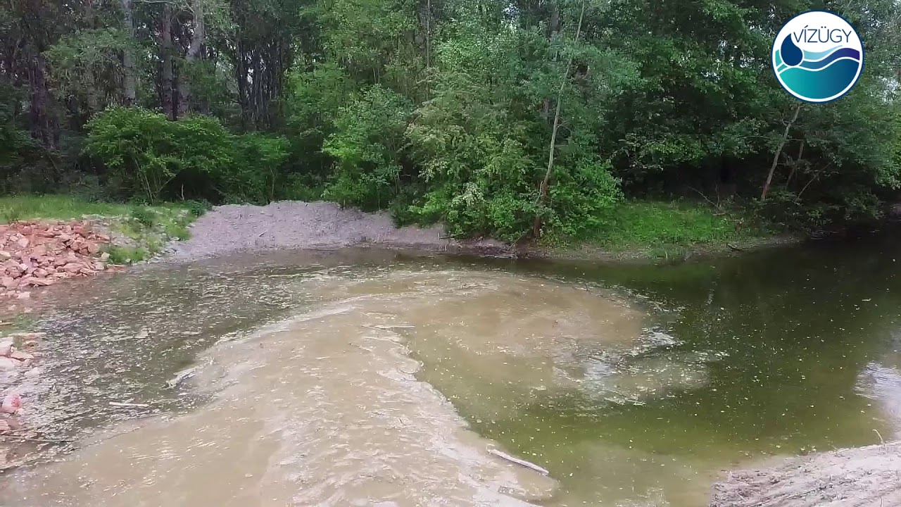 Revolver és Barkás Duna-ágak felvizi rányitása (Szigetköz)