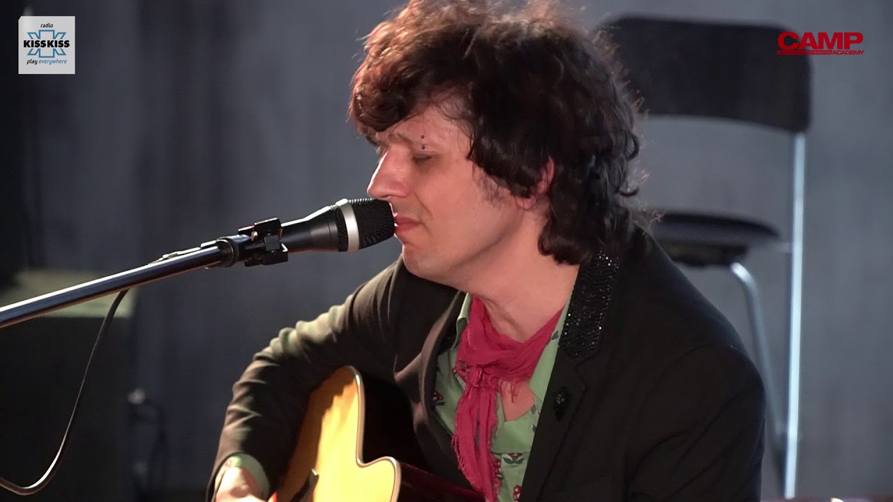 Ermal Meta - Vietato Morire (Acustico) - [KISS KISS ON STAGE]