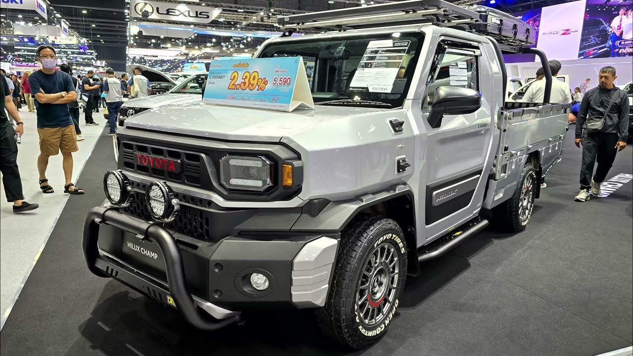 Toyota Hilux Champ 2.4 Diesel AT SWB Attractive Package ราคา 597,000 บาท