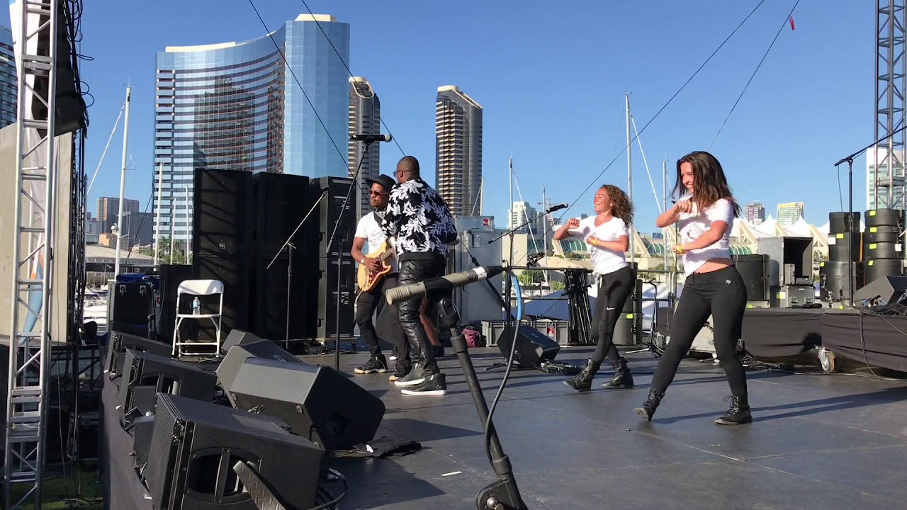 Night on the Town - Eric Darius @ 2019 San Diego Smooth Jazz Fest (Smooth Jazz Family)