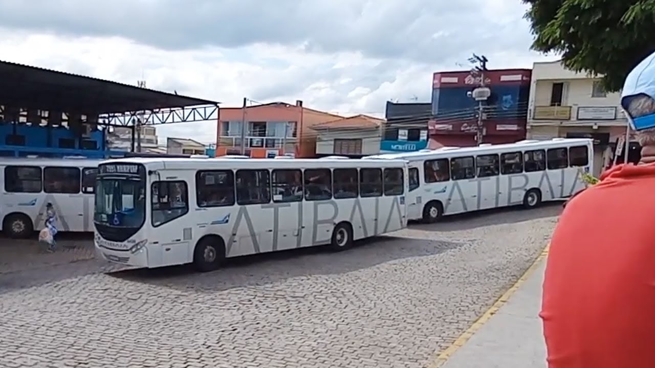 Movimentação de Ônibus no Terminal Rodoviário em Atibaia - SP #1
