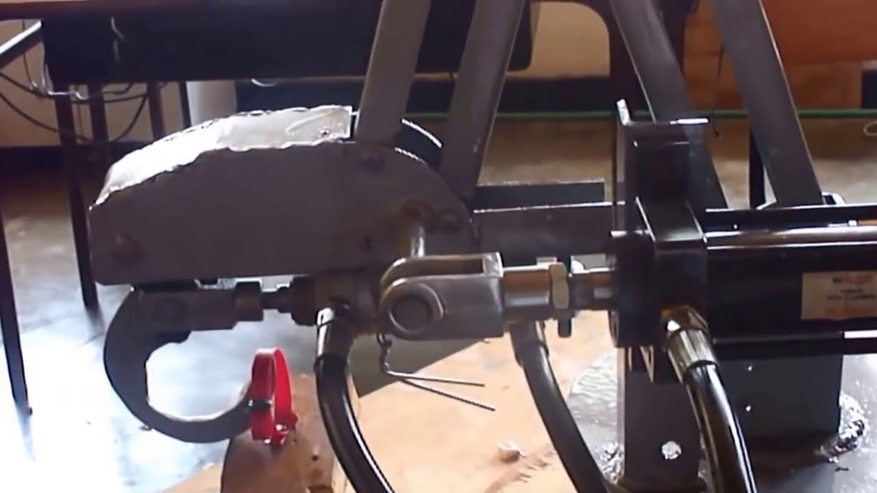 Electro hydraulic robot (Lift and carrying Robot)/IPRC KIGALI'S TSS FINAL YEAR PROJECT