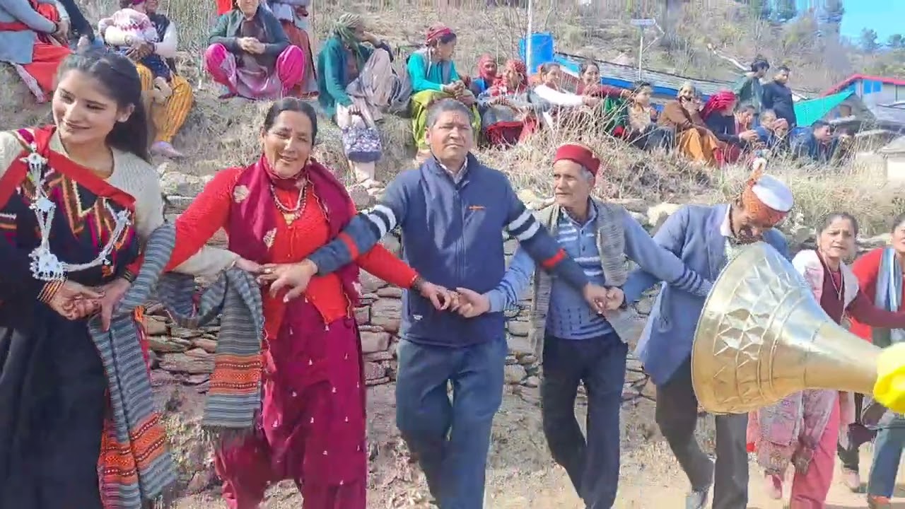 पहाड़ी नाटी सूजेहनी बजौरा न्यूल कुल्लू || Village lifestyle ||Village life in Kullu || Pahari Culture