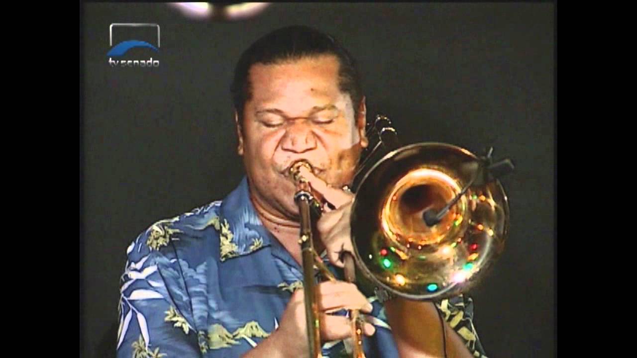 ALCIOMAR OLIVEIRA Trombone- CLUBE DO CHORO 2011 PARTE 1
