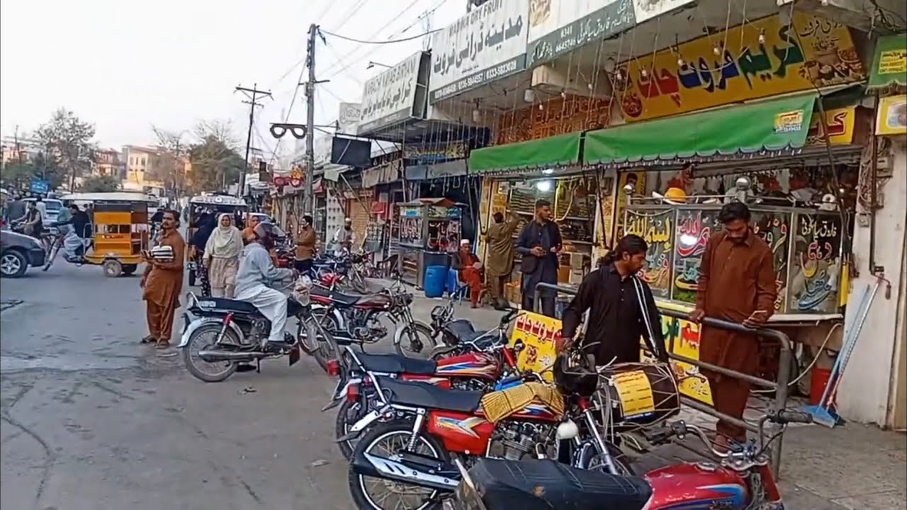 Jhelum 🇵🇰 Iftar in Lively Streets | Walking Tour of Famous Food Points