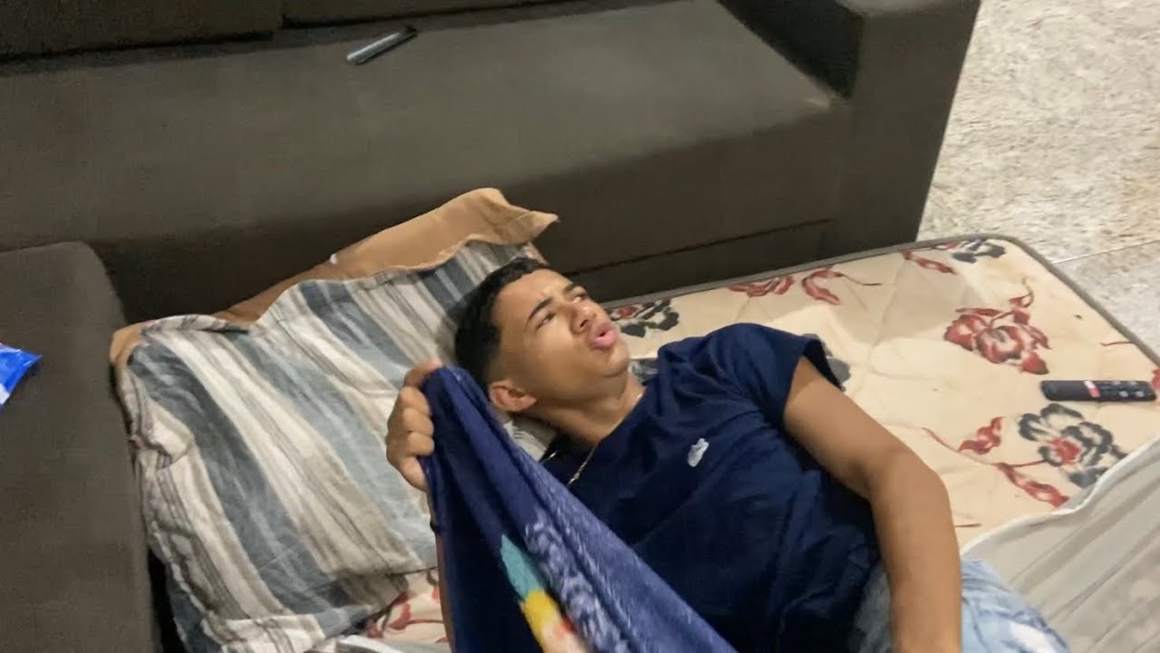 ACORDEI O BRUTINHO 2 DA MADRUGADA PARA FAZER  PERGUNTA BESTA DOS FÃS