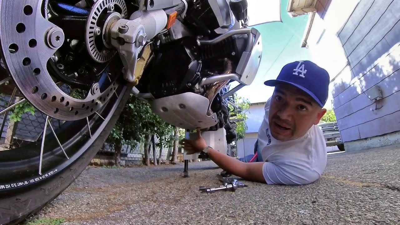 Ricochet Off-Road Skid Plate Install- 20’ BMW R1250GS Adventure