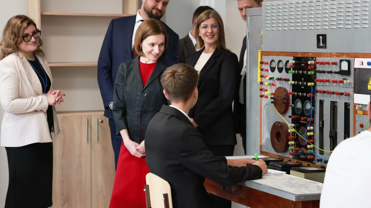 Președinta Maia Sandu a vizitat Centrul de Excelență în Energetică și Electronică