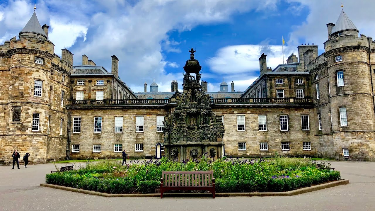 Edinburgh’s Royal Mile - Canongate