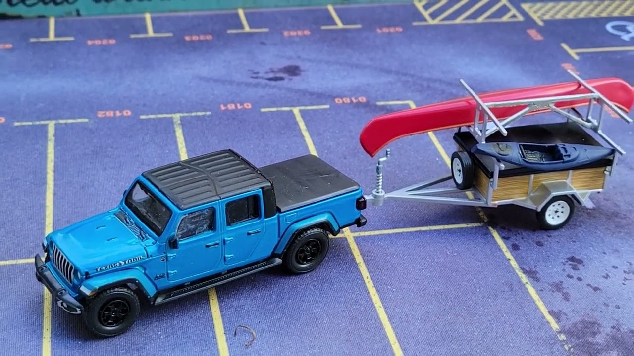Greenlight Hitch&Tow Series 24...The 2021 Jeep Gladiator with canoe trailer!