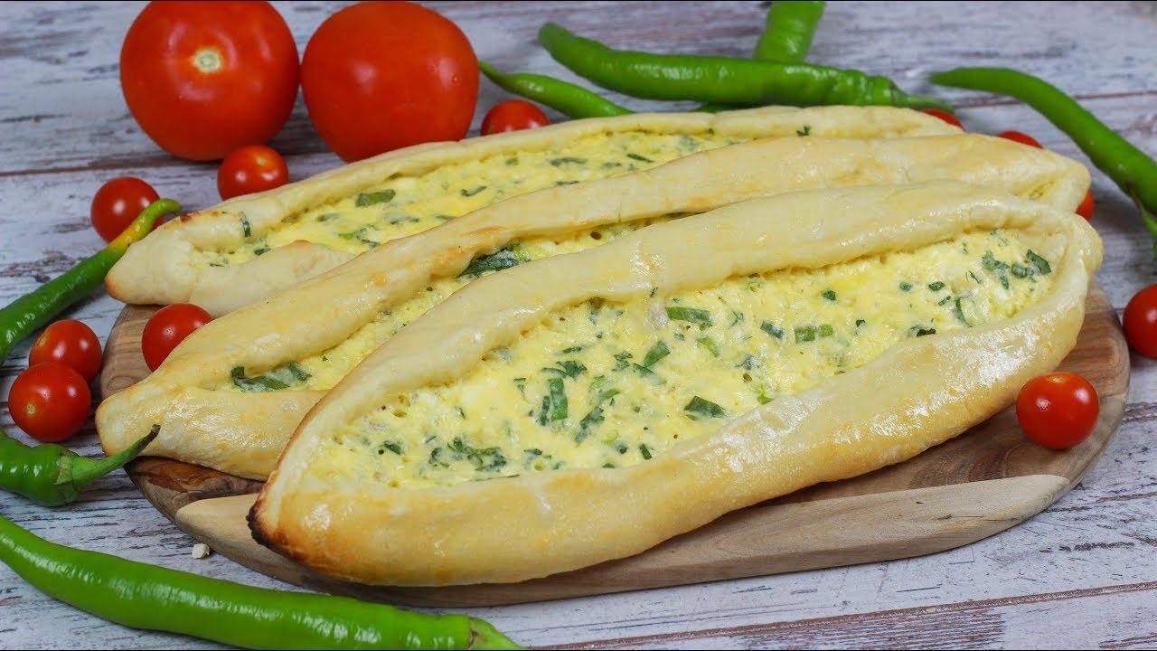 Pide mit Käse - Peynirli Pide I Türkisches Gebäck