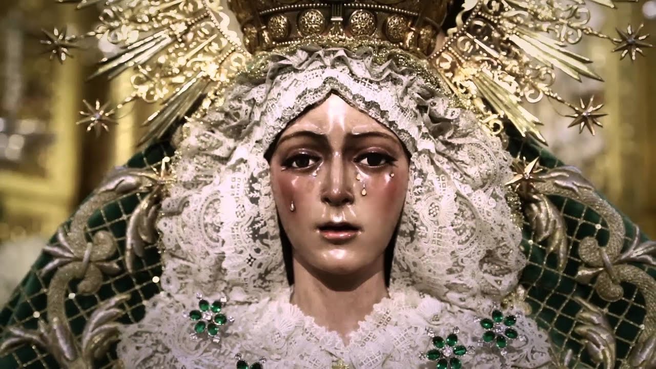 AVE MARIA --Ainhoa Arteta reza a la Esperanza Macarena