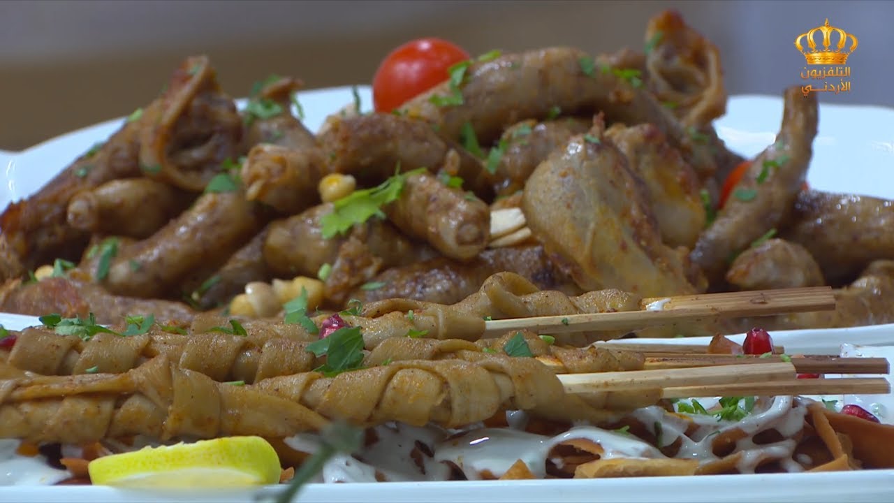 New Day Kitchen, Ала Нирох и Хода Абу Шафеа, баранья грудинка с йогуртом, виноградными листьями и...