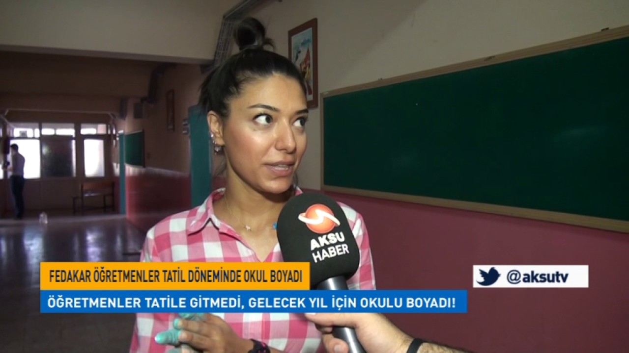 Fedakar Öğretmenler Tatil Döneminde Okul Boyadı