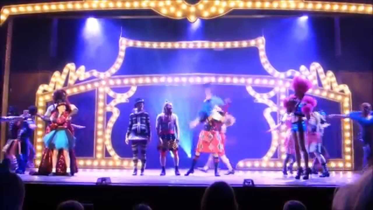HKT:n Billy Elliot - esimakua 3, Itseilmaisua
