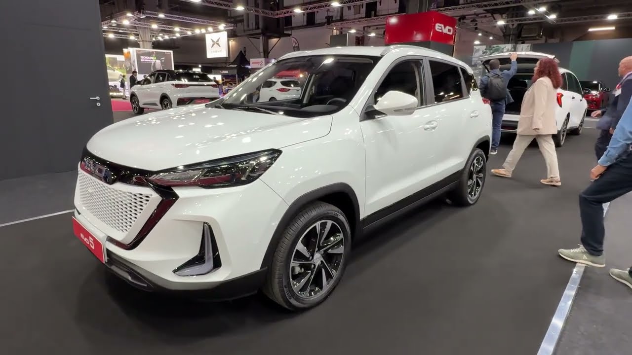 EVO 5 By DR Automobiles (2025) Interior And Exterior - Automobile Barcelona 2025