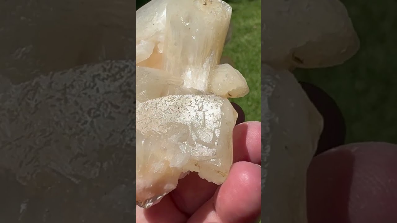 Stilbite and Heulandite Clusters from India | Sparkling Crystal Formations |  