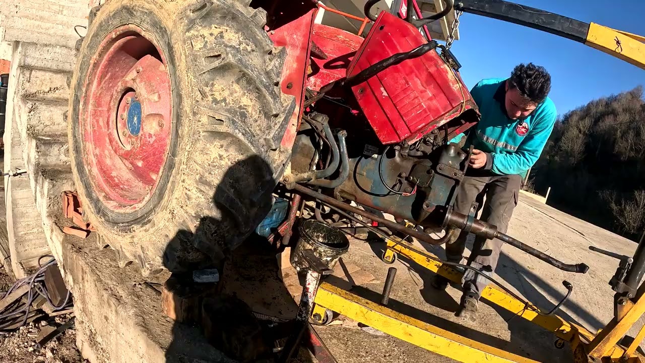 Motoru Rektefiye olacak Unıversal 550S Traktörün Şanzımanı Neden İndirdik