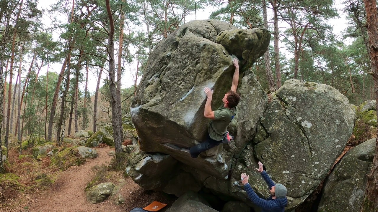 Chute de Pierre - Rêve de Pierre combi - 7b (Rocher Canon Ouest)