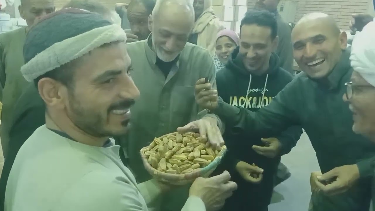 اسعار البلح في العبور وكالة الحاج عادل ابو الغيط مع كلار التجار الحج علي المغني وحسن ابو زار
