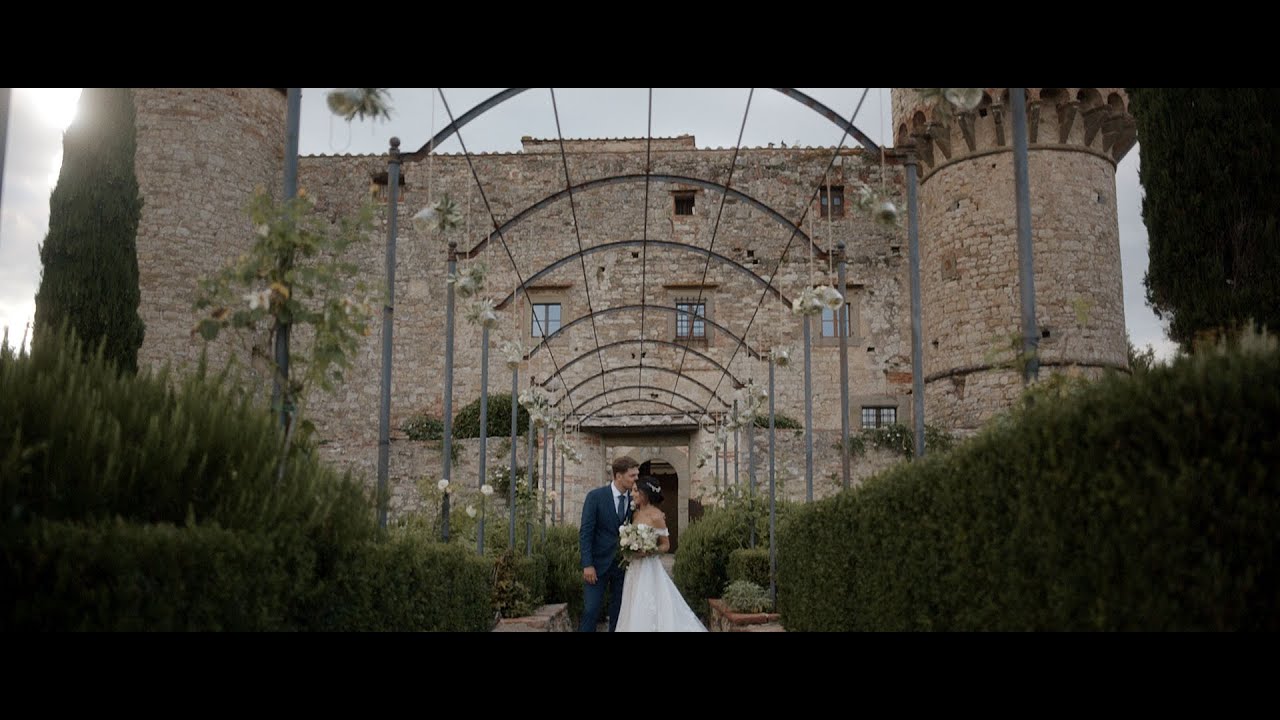 Summer wedding at Castello di Meleto, Tuscany, Italy
