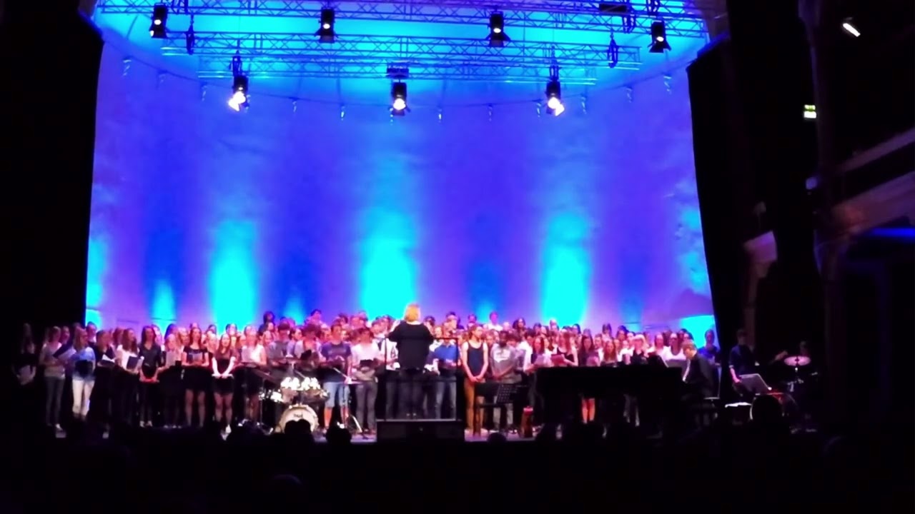 kooruitvoering 2015 - 11e klas Vrije School Zutphen - Beelden: Jelle Doorn