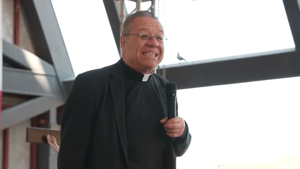 Padre Eduardo Chávez: Conferencia en el V Congreso Diocesano Mariano en Celaya. 