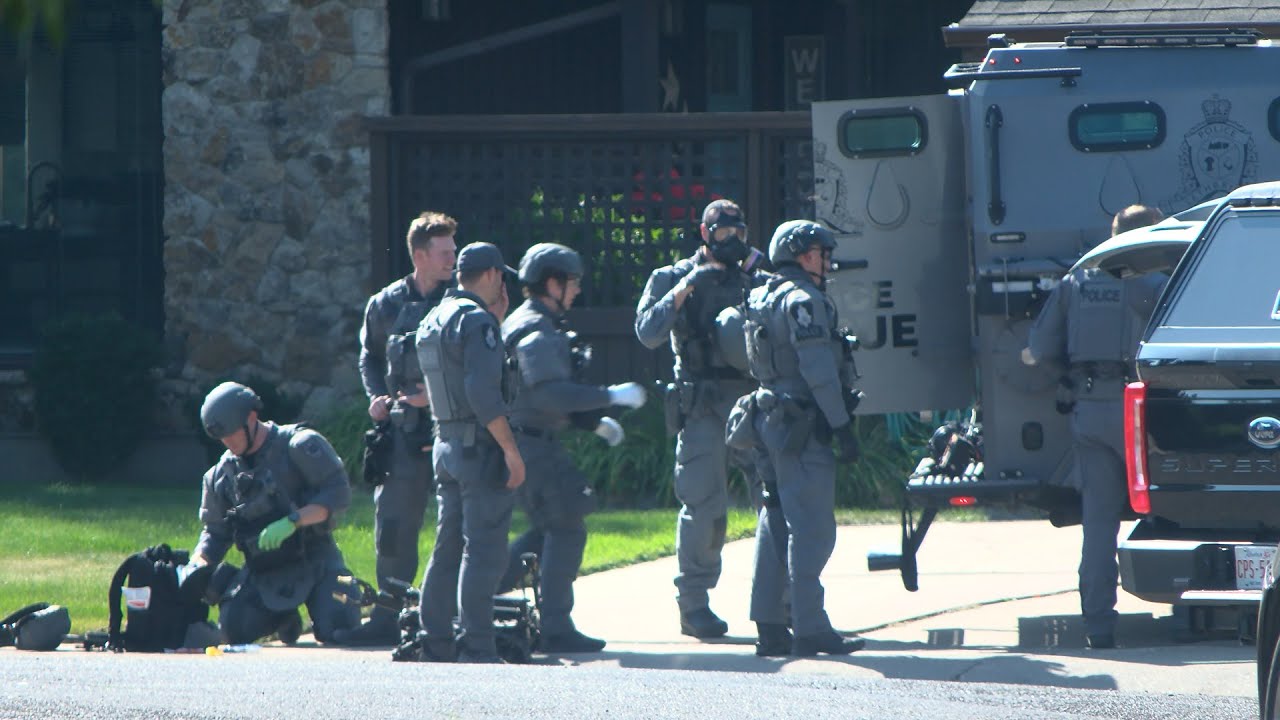 Lethbridge Police conduct high-risk search warrant in the West-Side | Heidi Echavarria | BCN