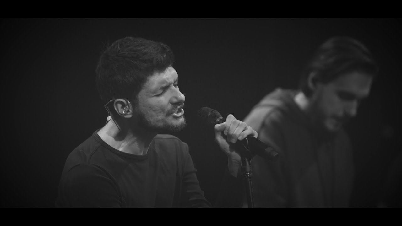 Hengelo - P&oacute;łsen feat. Miuosh (Live in Teatr Śląski)