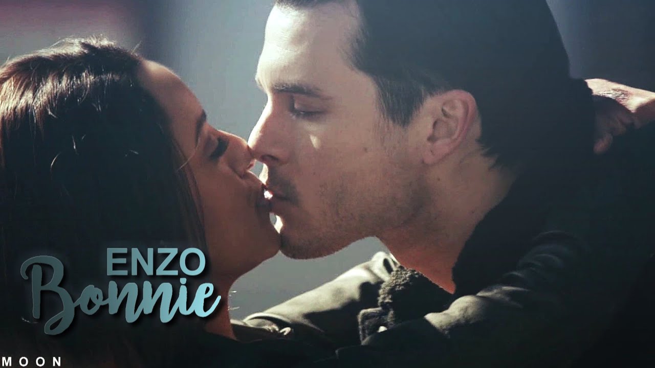 ✗ Enzo and Bonnie [7x19] - Dream