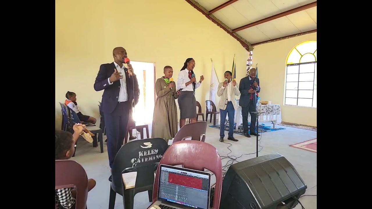 34 Fa kagiso e le mo Tseleng.