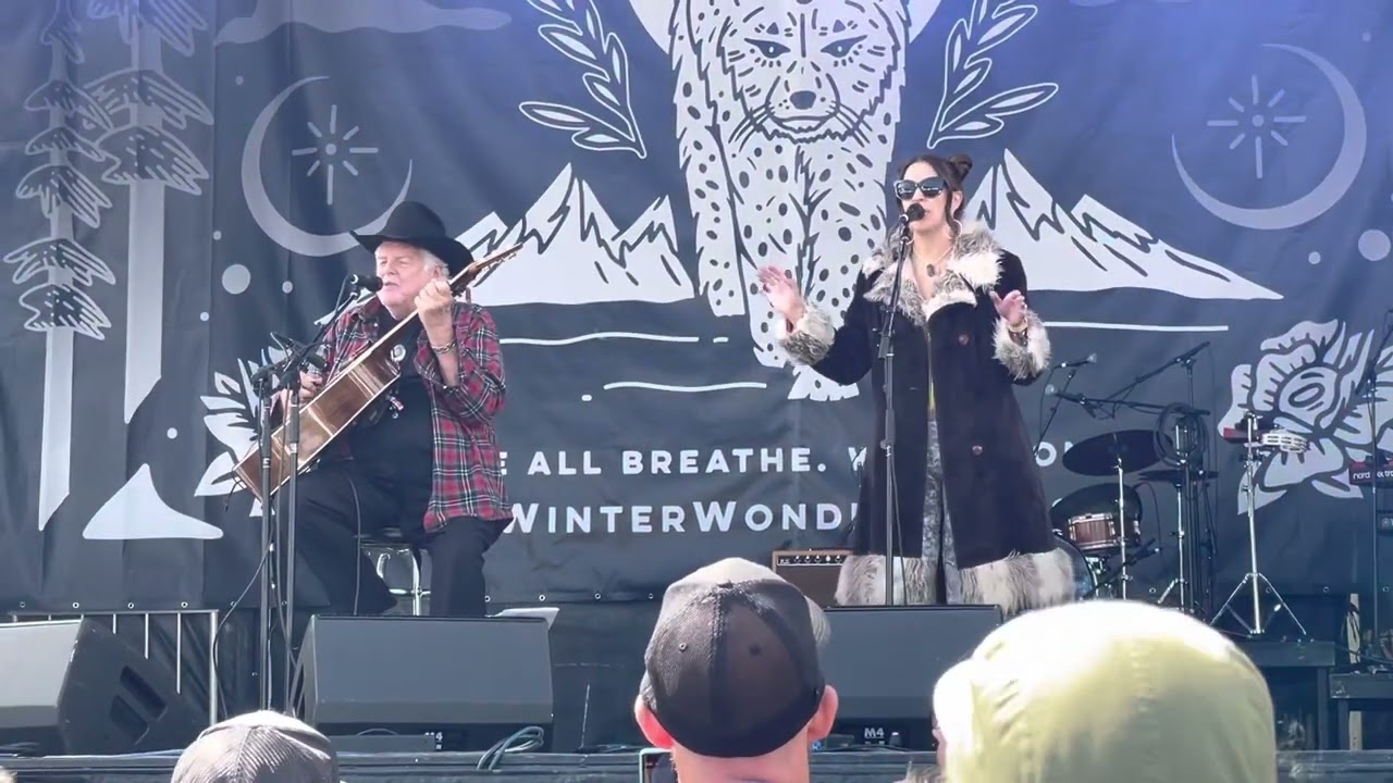 Midnight Moonlight - Peter Rowan & Lindsay Lou - April 3, 2022 - Winter Wondergrass Tahoe