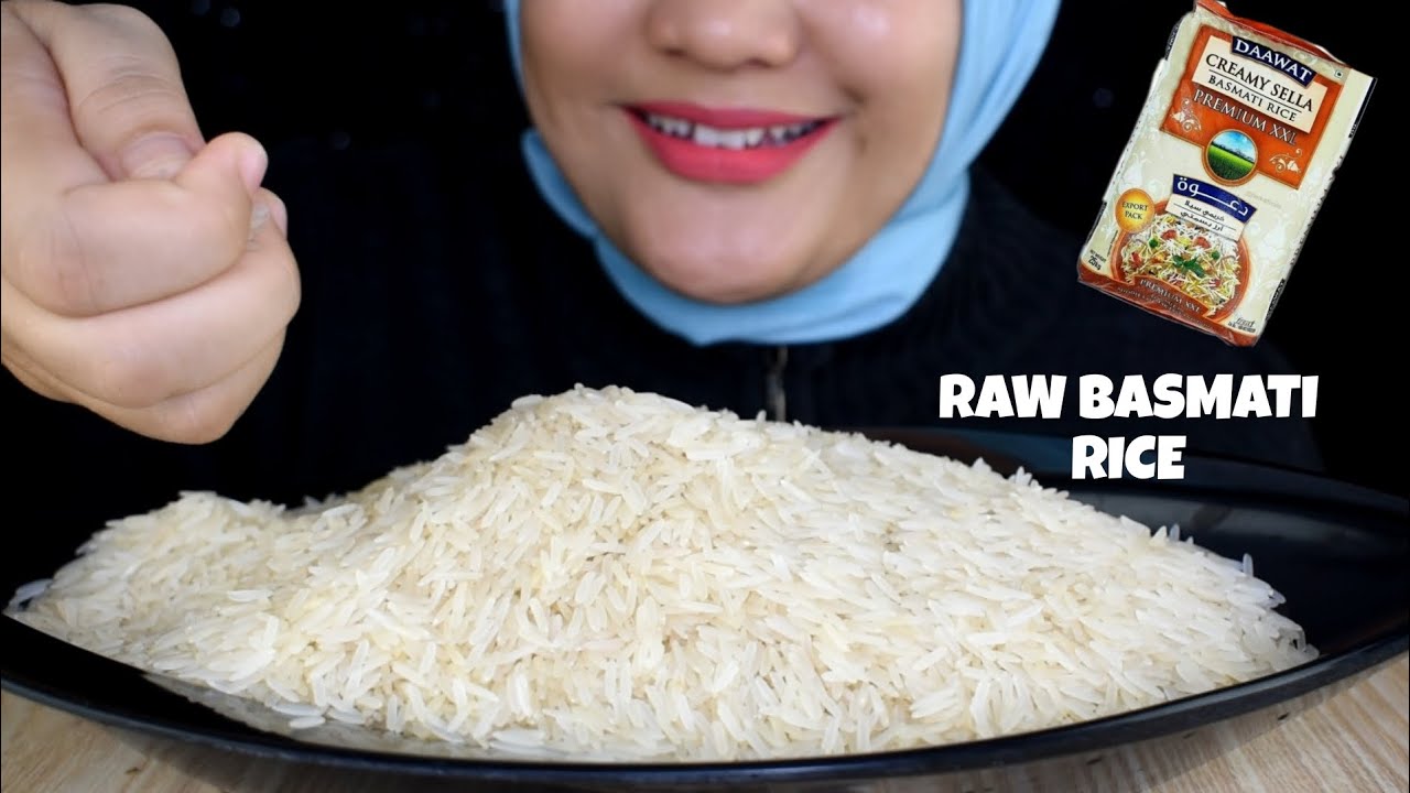 ASMR RAW RICE EATING || RAW BASMATI RICE ||MAKAN BERAS BASMATI DAAWAT SELLA PREMIUM XXL PAKE TANGAN