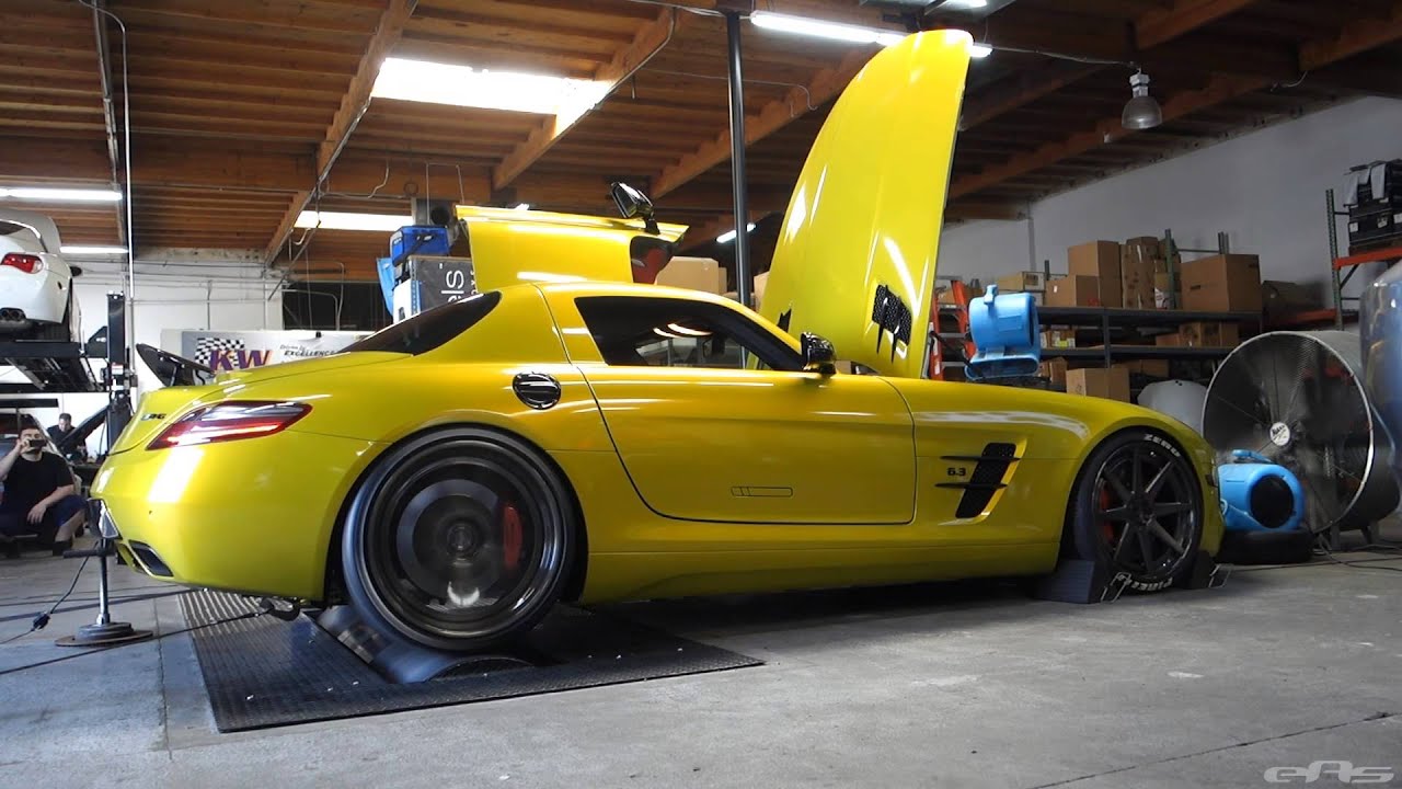 Mercedes-Benz SLS 63 AMG Dyno
