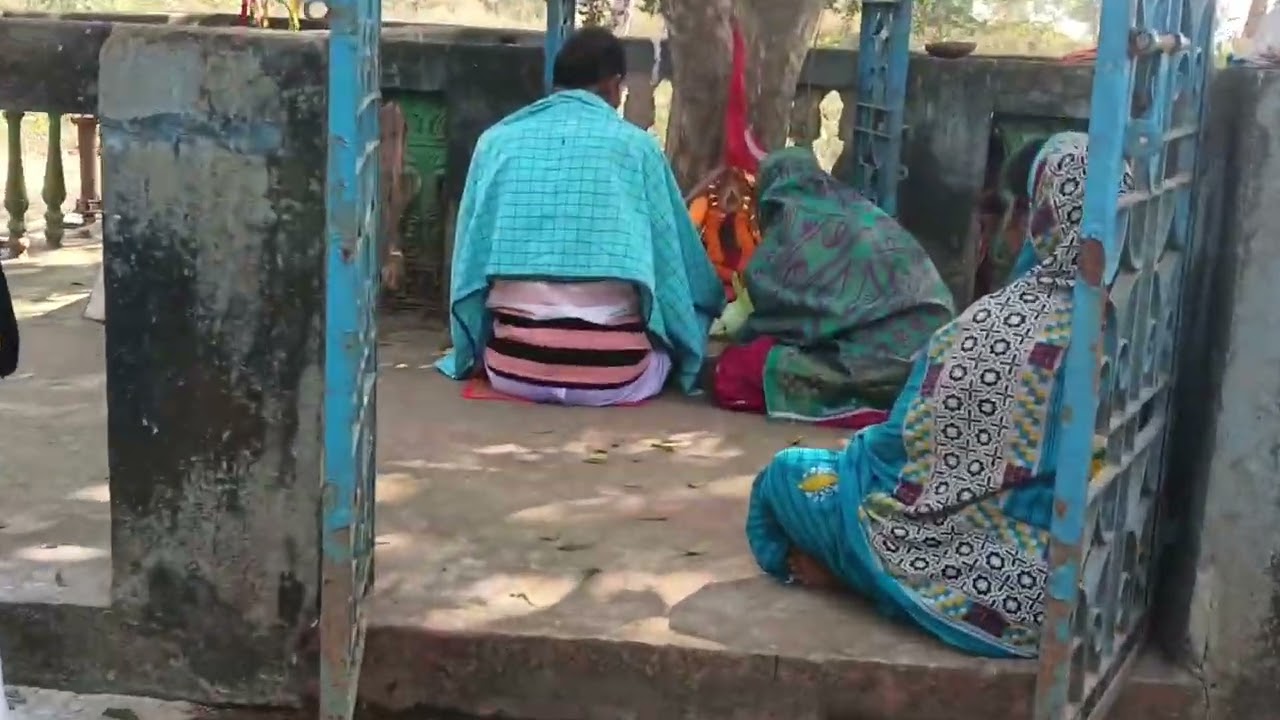 ମୋ ମାମୁଁ ଘର ଗାଁ ରେ ମକର ସଂକ୍ରାନ୍ତି କେମିତି ପାଳିଲୁ 🎗️🎀☺️😍| #vlog #makarsankranti #celebration #odisha 