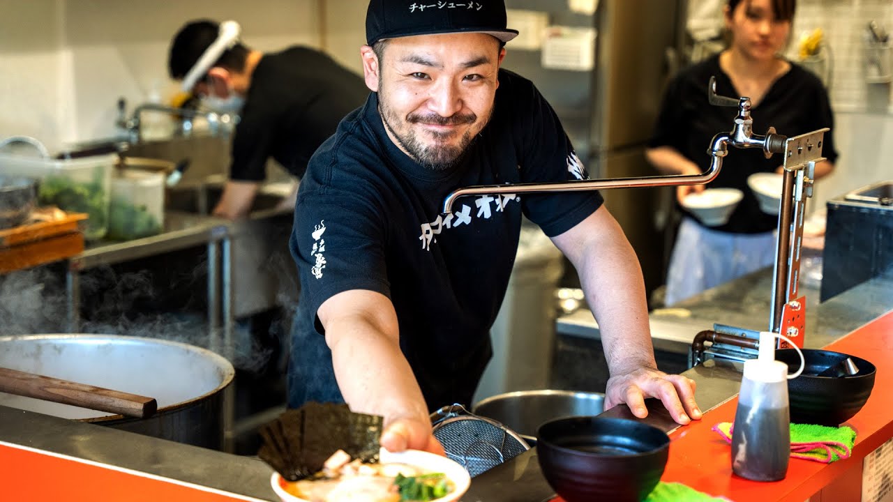激混みでも神対応！家系ラーメン「武蔵家」総大将の集大成三浦家に密着
