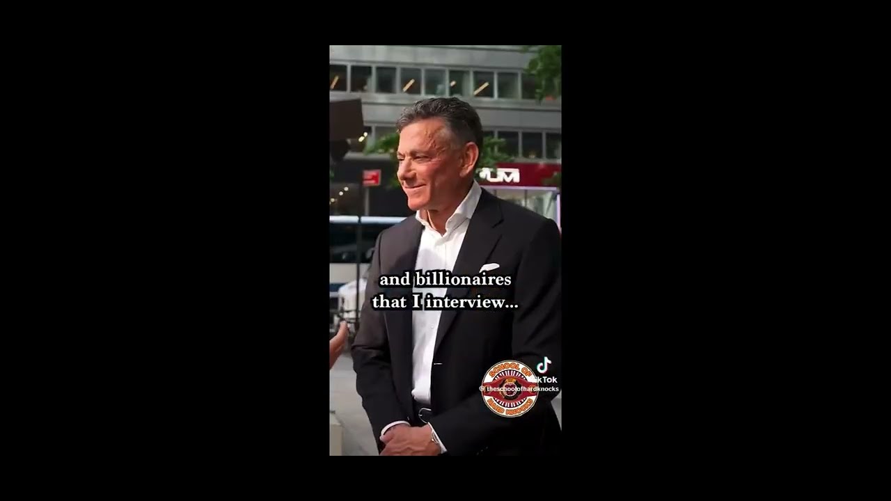 ТикТокер взял интервью на улице у генерального директора Take-Two Штрауса Зельника