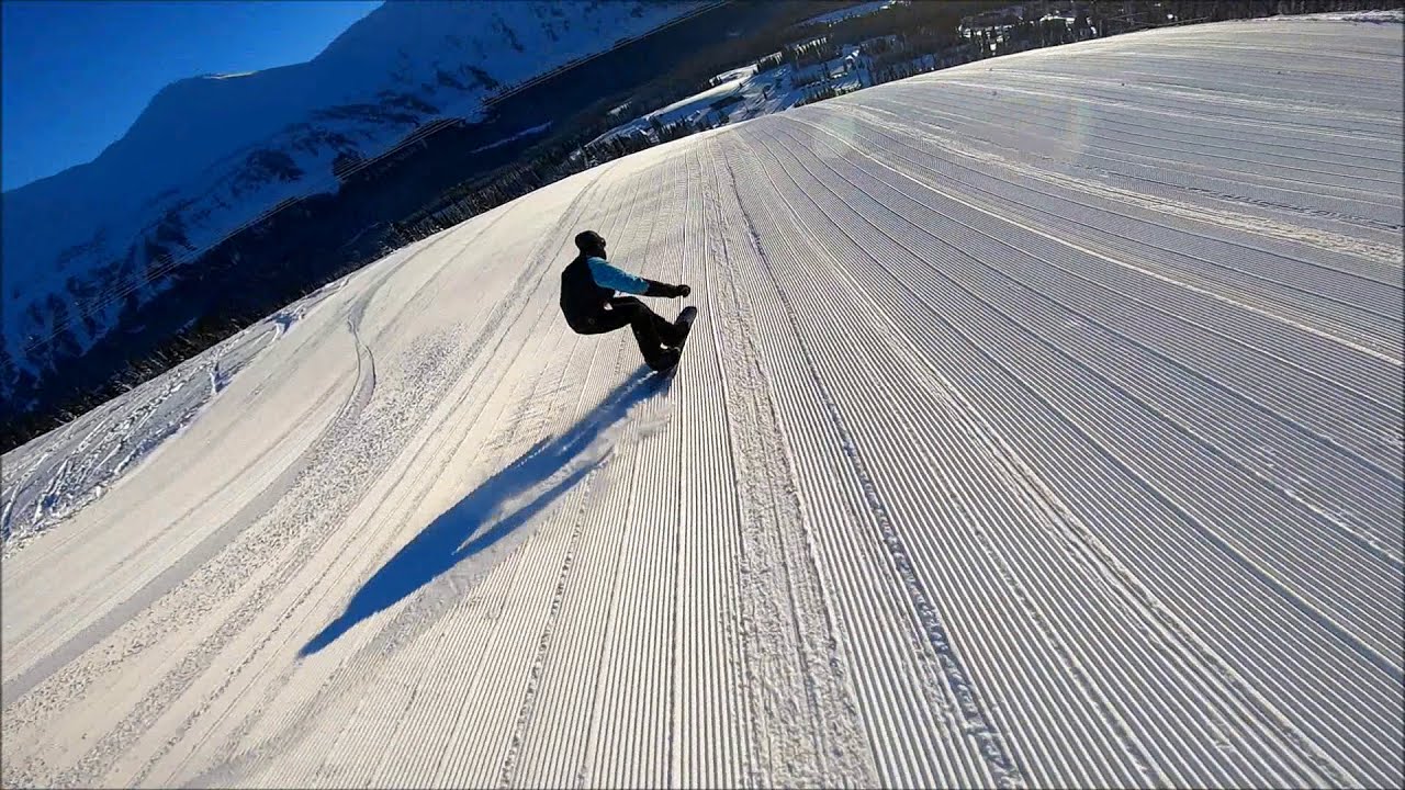 Andrew riding the Nitro Fin Twin at Powder King