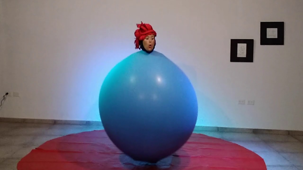 Luleta circo. Globo gigante. editado.