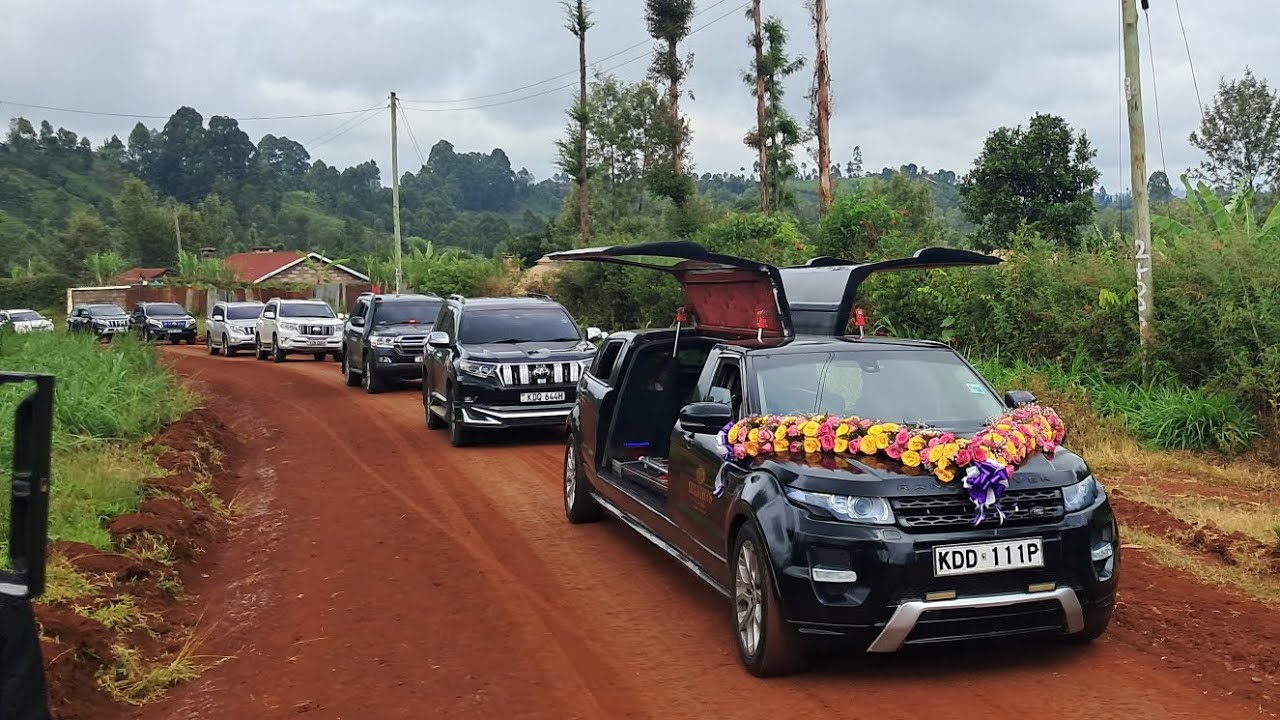 RUTO GWIKINYIA MATHIKO MA BABA WA WAKILI WAKE ADRIAN KAMOTHO RUNGU RWA UGITIRI MUNENE.