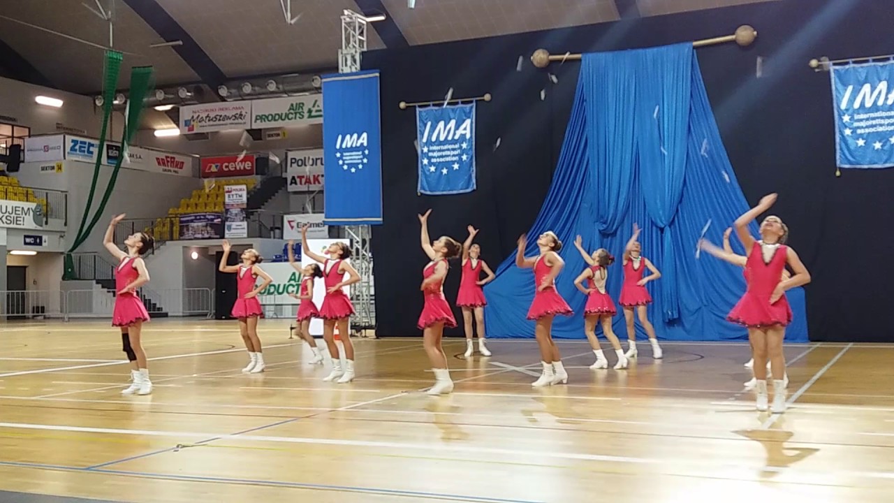 NEMEZIS Hecznarowice Mistrzostwa Polski Mażoretek 2017