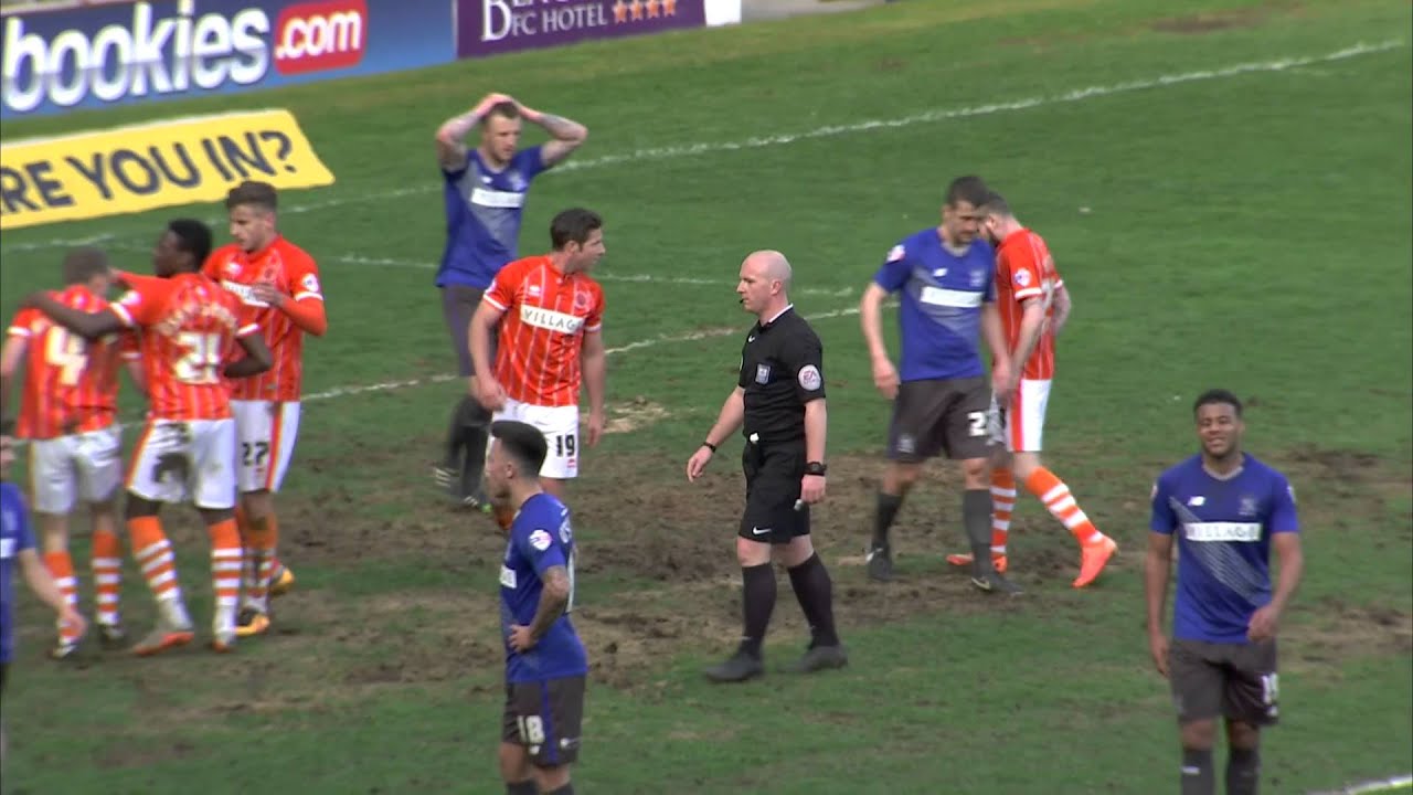 Blackpool v Bury