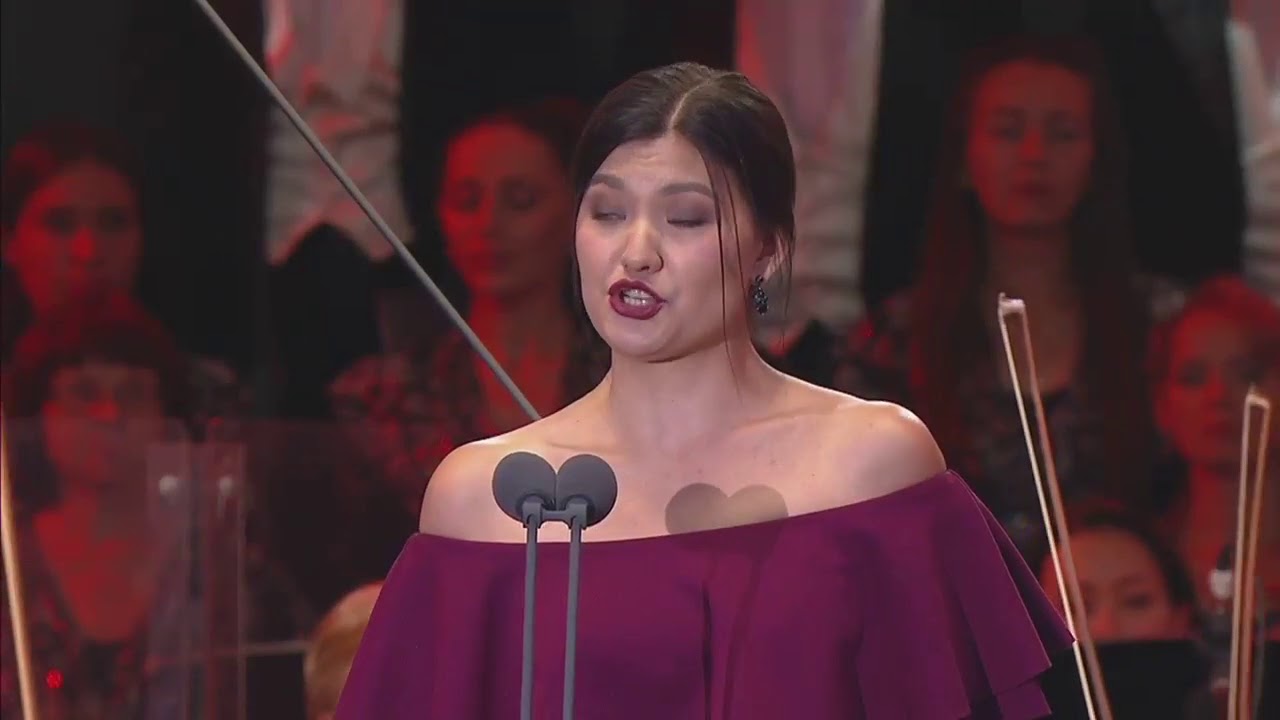 Aigul Akhmetshina sings Habanera from Bizet's 