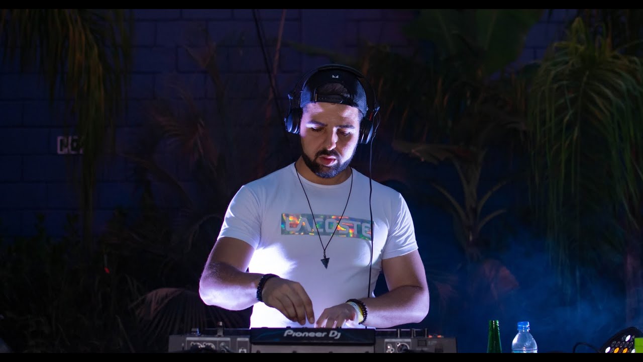 Techface @ Blow & Friends