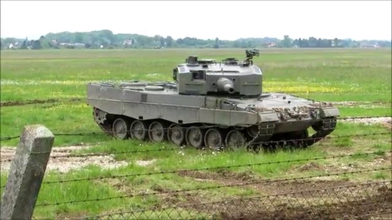 Bundesheer Leopard 2 A4 Panzer Vorführung ÖBH Hessen-Kaserne Wels