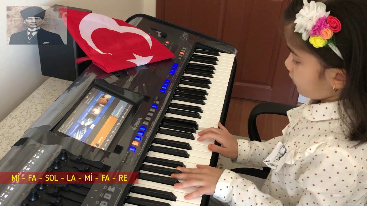 Atatürk Ölmedi - Piyano İle Çalınışı - Samime Talat İlköğretim Okuluna Hediyem