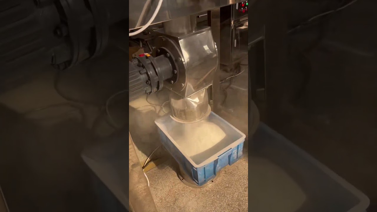 automatic mill machine for spices coffee beans dry peppers #grindingmachine #auto #manufacturing